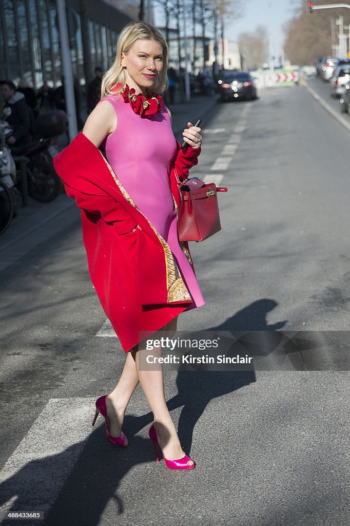 Street Style - Day 6 : Paris Fashion Week - Womenswear Fall/Winter 2014-2015