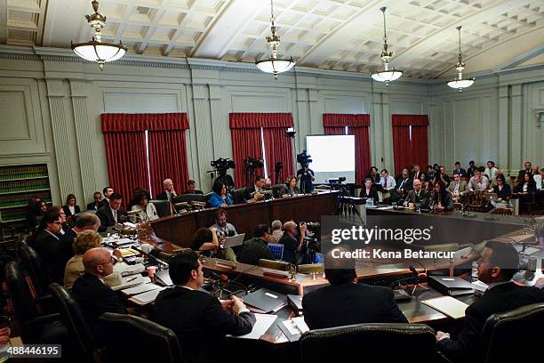 Former aide to Gov. Chris Christie, Christina Renna , testifies during a hearing on May 06, 2014 in Trenton, New Jersey. A legislative committee is...
