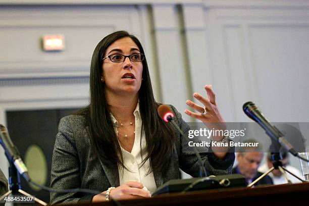 Christopher Renna 25 Christina Renna Stock Photos, High-Res Pictures, and Images - Getty ...