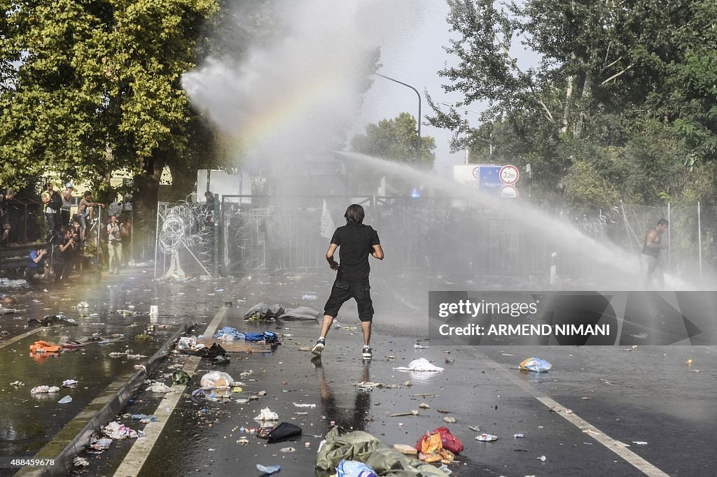 SERBIA-HUNGARY-EUROPE-MIGRANTS