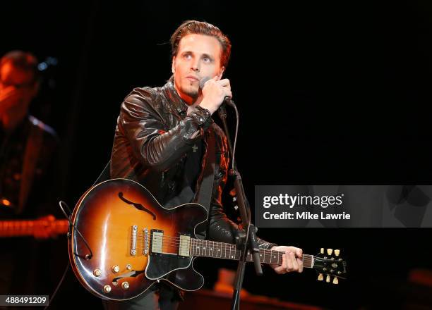 Actor/musician Jonathan Jackson of the cast of "Nashville" performs at Best Buy Theater on May 6, 2014 in New York City.