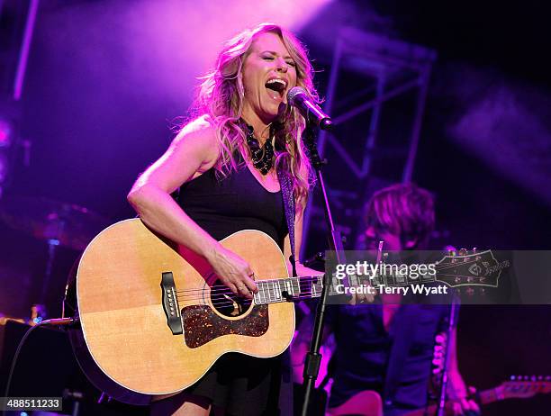 Deana Carter performs on stage during Keith Urban's Fifth Annual "We're All 4 The Hall" Benefit Concert at the Bridgestone Arena on May 6, 2014 in...