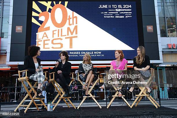 Stephanie Allain, Amy Heckerling, Stacey Dash, Elisa Donovan and Alicia Silverstone attend the Film Independent's pre-festival outdoor screening of...