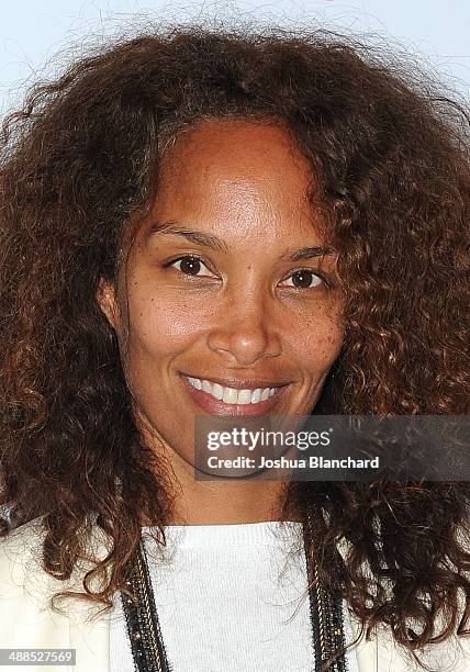 Mara Brock Akil arrives at the Independent School Alliance For Minority Affairs Impact Awards Dinner at the Beverly Wilshire Four Seasons Hotel on...