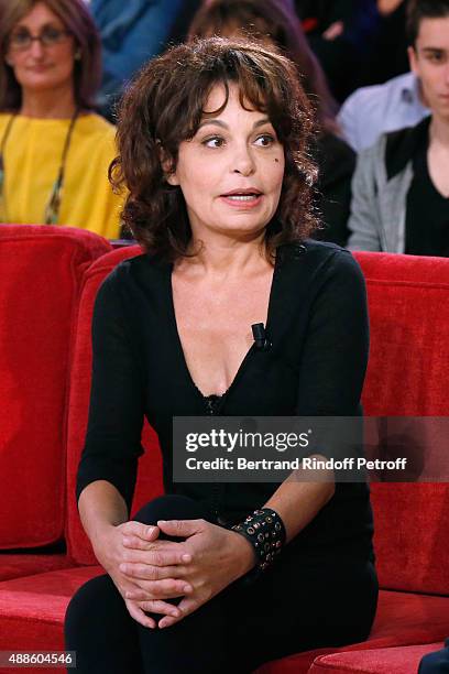 Actress and autor of the Piece, Isabelle Mergault presents the Theater Play 'Ne me regardez pas comme ca !', performed at 'Theatre des Varietes',...