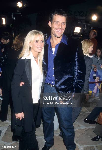 Life coach Tony Robbins and wife Sage attend the "Shallow Hal" Westwood Premiere on November 1, 2001 at the Mann Village Theatre in Westwood,...