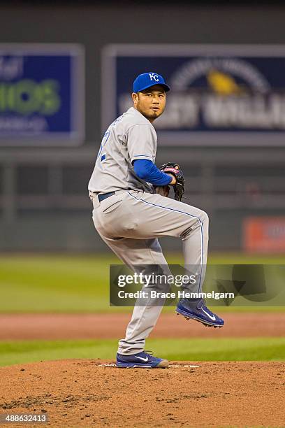 Bruce Chen of the Kansas City Royals pitches against the Minnesota Twins on April 11, 2014 at Target Field in Minneapolis, Minnesota. The Twins...