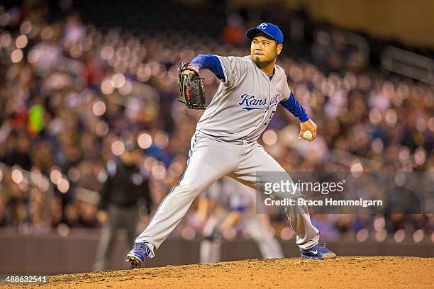 Bruce Chen of the Kansas City Royals pitches against the Minnesota Twins on April 11, 2014 at Target Field in Minneapolis, Minnesota. The Twins...