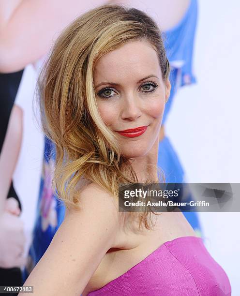Actress Leslie Mann arrives at the Los Angeles premiere of 'The Other Woman' at Regency Village Theatre on April 21, 2014 in Westwood, California.