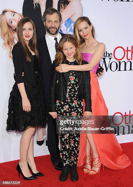 Actress Leslie Mann, film producer Judd Apatow, Iris Apatow and Maude Apatow arrive at the Los Angeles premiere of 'The Other Woman' at Regency...