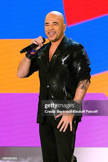 Singer Pascal Obispo performs and presents his new album 'Le grand Amour' at the 'Vivement Dimanche' French TV Show, held at Pavillon Gabriel on May...