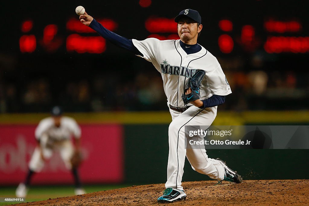 Los Angeles Angels of Anaheim v Seattle Mariners