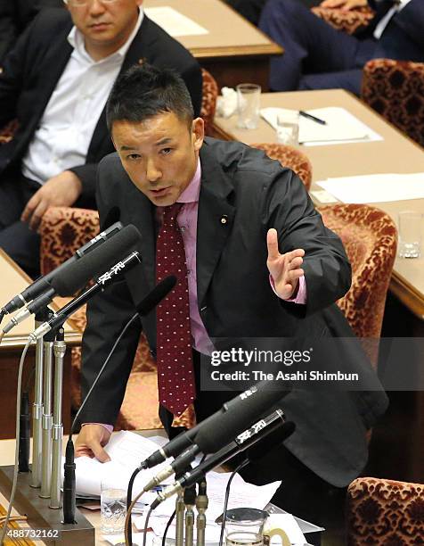 Upper House lawmaker Taro Yamamoto makes a support speech on the motion agains Special Committee on Security Legislation chair Yoshitada Konoike at...