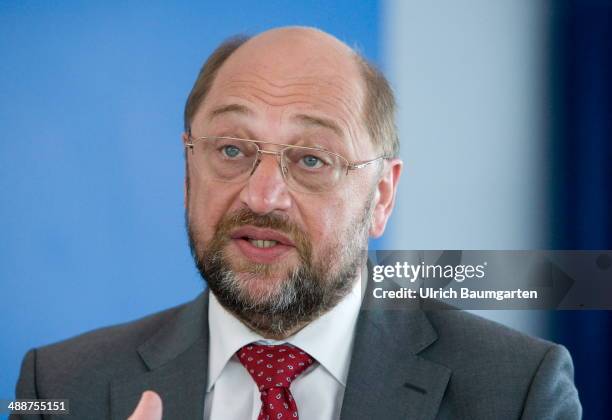 Martin Schulz, President of the European Parliament and top candidate of European Socialists for the European elections pictured during a discussion...