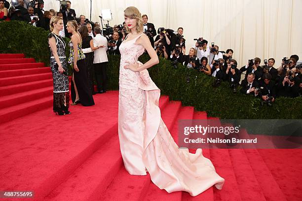 Taylor Swift attends the "Charles James: Beyond Fashion" Costume Institute Gala at the Metropolitan Museum of Art on May 5, 2014 in New York City.