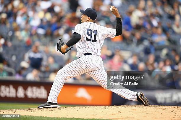 Alfredo Aceves of the New York Yankees in action against the Tampa Bay Rays during their game at Yankee Stadium on May 4, 2014 in the Bronx borough...