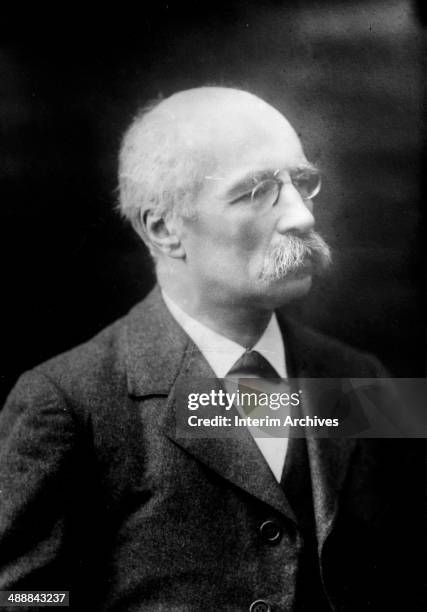 Portrait of Nobel prize-winning Belgian lawyer Henri La Fontaine , president of the International Peace Bureau, circa 1913.