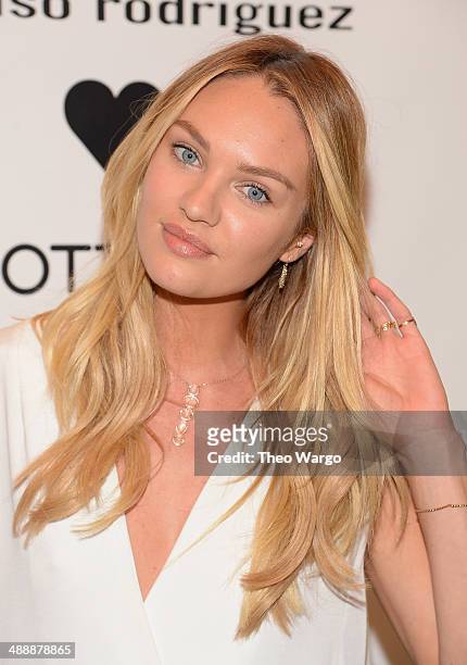 1,085 Candice Swanepoel Royalty-Free Photos and Stock Images