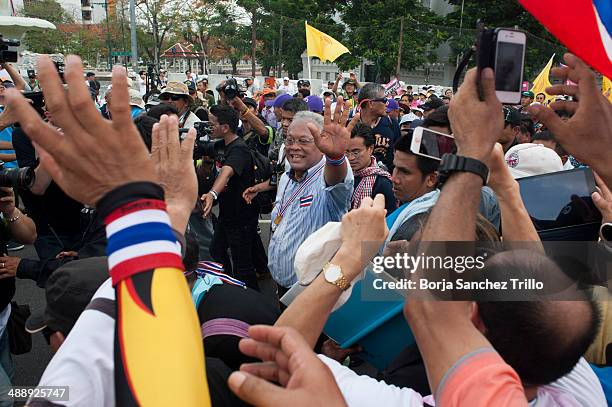 Anti government leader, Suthep Thaugsuban, waves to his supporters during a rally on May 9, 2014 in Bangkok, Thailand. Anti government protestors,...