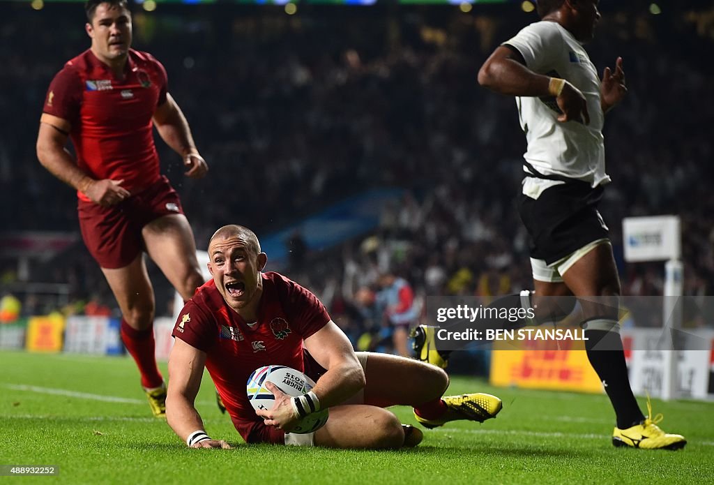 RUGBYU-WC-2015-ENG-FIJ-MATCH1