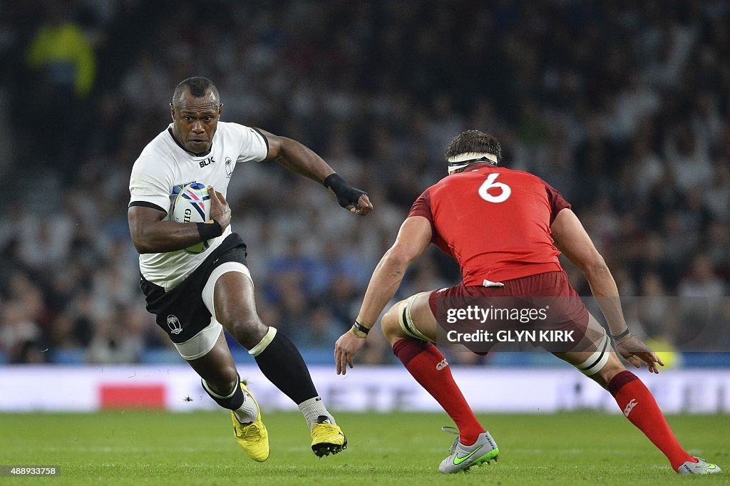 RUGBYU-WC-2015-ENG-FIJ-MATCH1