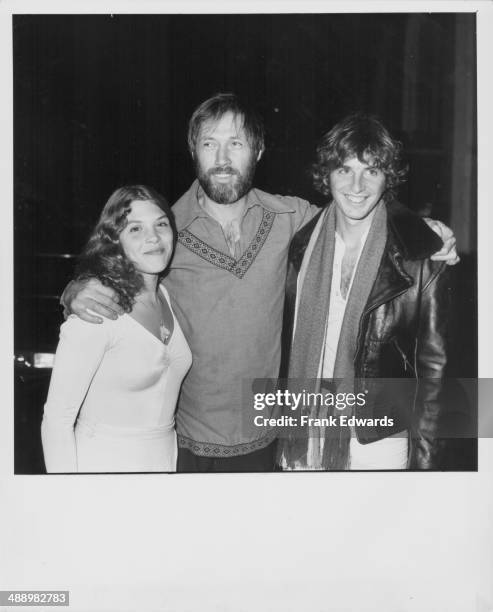 Actor David Carradine with his daughter Calista and brother Robert Carradine, attending the premiere of the movie 'Bound for Glory', at the Beverly...