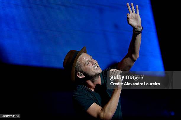 Ryan Tedder from OneRepublic performs at 2015 Rock in Rio on September 18, 2015 in Rio de Janeiro, Brazil.