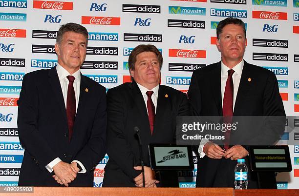 Hector Gonzalez Inarritu, Mexico's National Team coach Miguel Herrera and Ricardo Pelaez pose for photos after the announcement of the final list of...