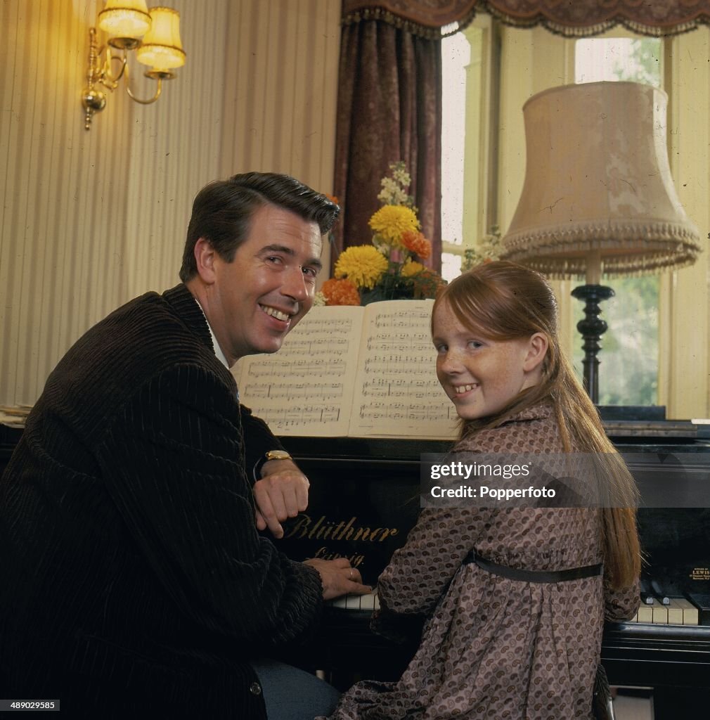 Leslie Crowther at Home