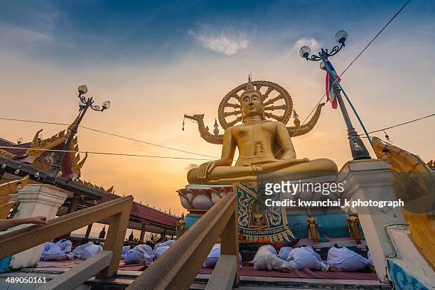 stunning views of ko samui - großer buddha stock-fotos und bilder