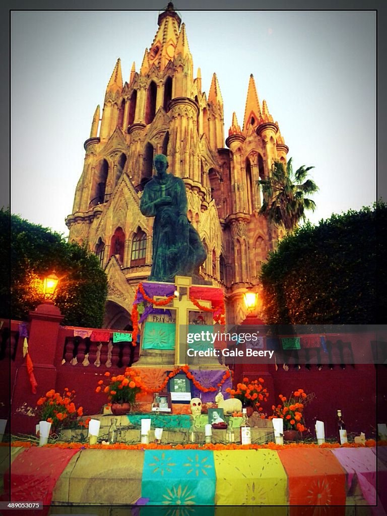 ¡Buenos días México!