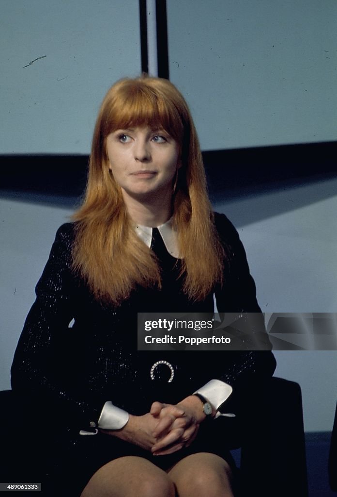 Jane Asher On David Frost Show