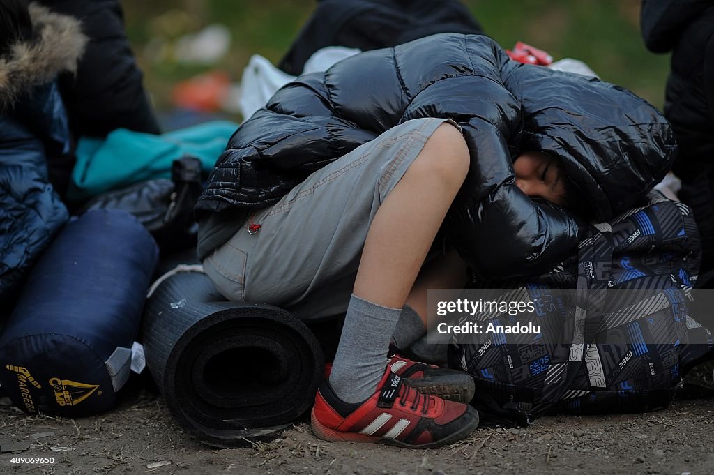Refugees at Tovarnik