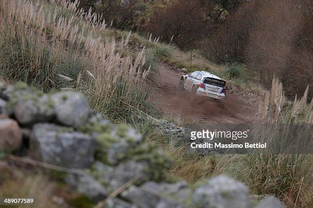 Sebastien Ogier of France and Julien Ingrassia of France compete in their Volkswagen Motorsport Polo R WRC during Day One of the WRC Argentina on May...