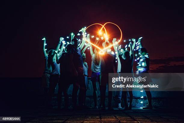 love generation! - lampion verlichting stockfoto's en -beelden