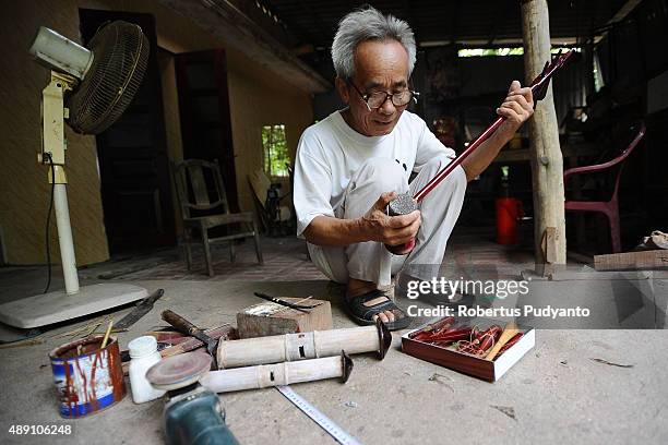 Dan Co Instrument Old Vietnamese Artist Makes Ancient Traditional Handmade Music ...