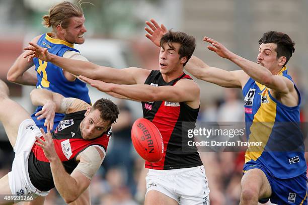 Kyle Hardingham Hardingham Photos and Premium High Res Pictures - Getty Images