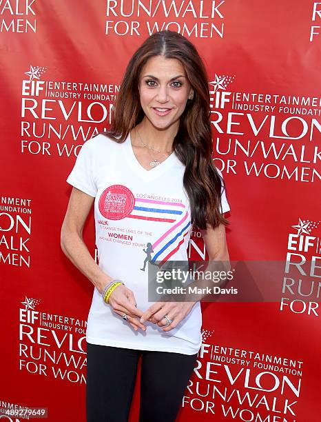 Actress Samantha Harris attends the 21st Annual EIF Revlon Run Walk For Women at Los Angeles Memorial Coliseum on May 10, 2014 in Los Angeles,...