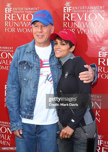 Co-Hosts Bruce Willis and Halle Berry attend the 21st Annual EIF Revlon Run Walk For Women at Los Angeles Memorial Coliseum on May 10, 2014 in Los...