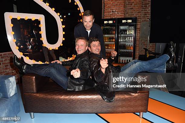 Christof Hintze, Kai Plaume and Hans Sigl attend the 'Hintze und Sigl - der Live-Satire-Talk' Photocall at Freiheiz on May 10, 2014 in Munich,...