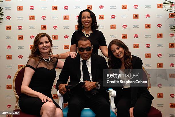 Geena Davis, Sonia Jackson Myles, Muhammad Ali and Davis's daughter Alizeh attend the Muhammad Ali Humanitarian Awards at Louisville Marriott...