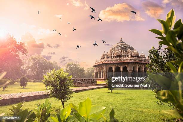 tomb of isa khan at humayun’s tomb, delhi, india- cngltrv1109 - social history stock pictures, royalty-free photos & images