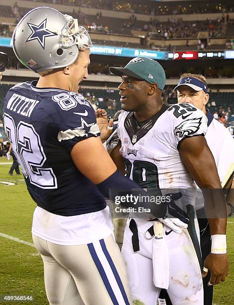 Jason Witten of the Dallas Cowboys and DeMarco Murray of the Philadelphia Eagles talk after the game on September 20, 2014 at Lincoln Financial Field...