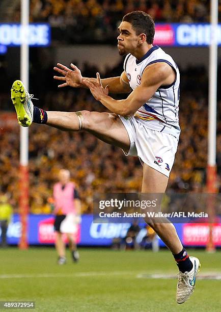 Charlie Cameron of the Crows attempts a kick on goal during the 2015 AFL Second Semi Final match between the Hawthorn Hawks and the Adelaide Crows at...