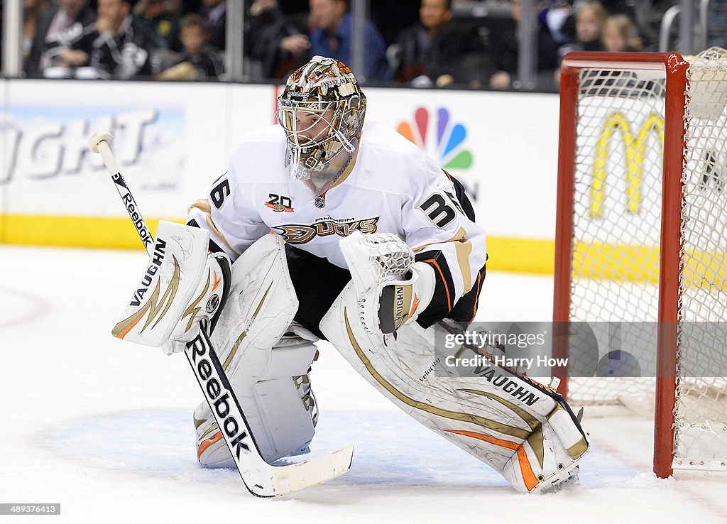 Anaheim Ducks v Los Angeles Kings - Game Four