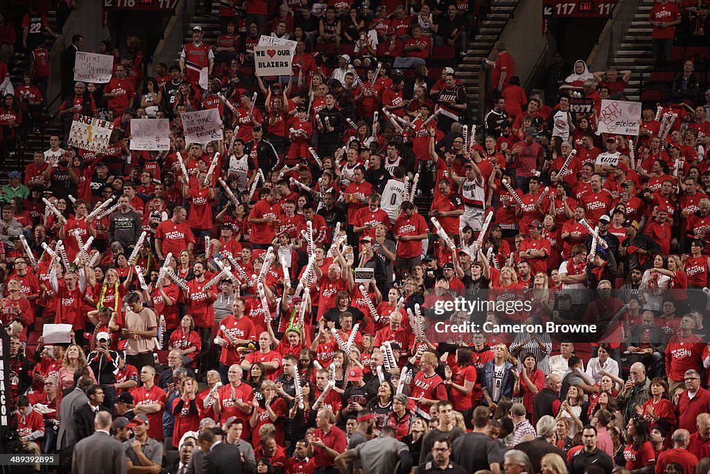 San Antonio Spurs v Portland Trail Blazers - Game Three