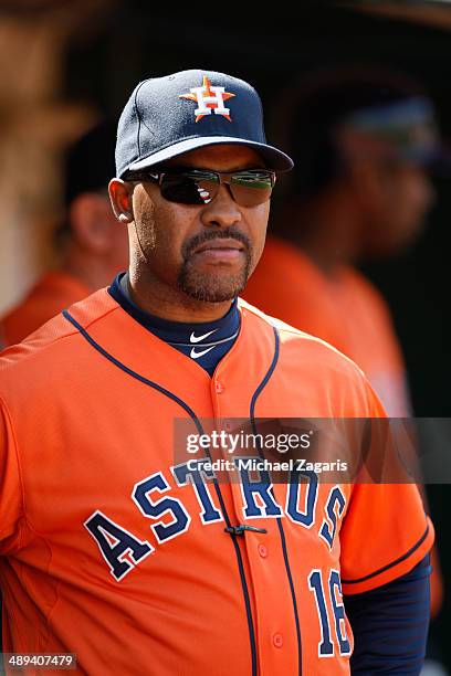 Manager Bo Porter of the Houston Astros stands in the dugout during the game against the Oakland Athletics at O.co Coliseum on April 19, 2014 in...