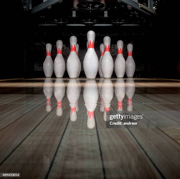 bowling - bowling pin stock-fotos und bilder