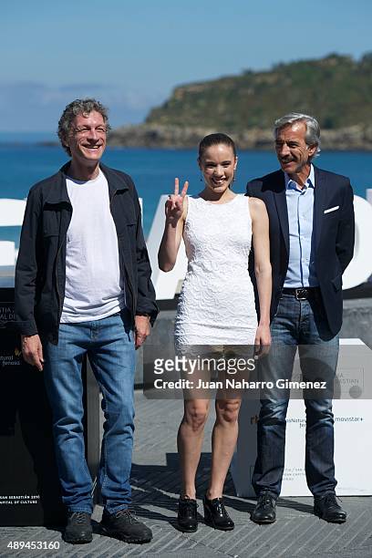 Daniel Fanego Sofia Brito and Imanol Arias attend 'Eva No Duerme' photocall during 63rd San Sebastian Film Festival on September 21, 2015 in San...