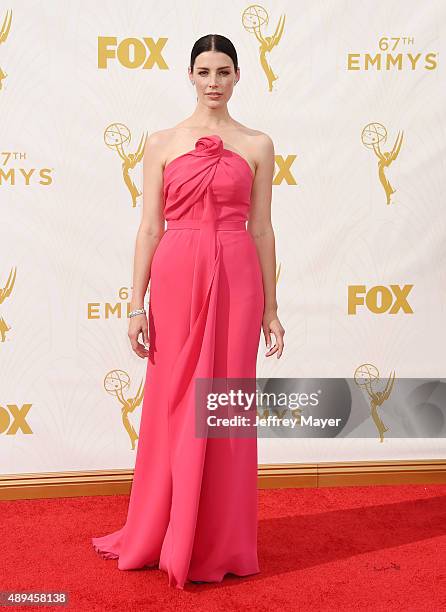 Actress Jessica Pare attends the 67th Annual Primetime Emmy Awards at Microsoft Theater on September 20, 2015 in Los Angeles, California.